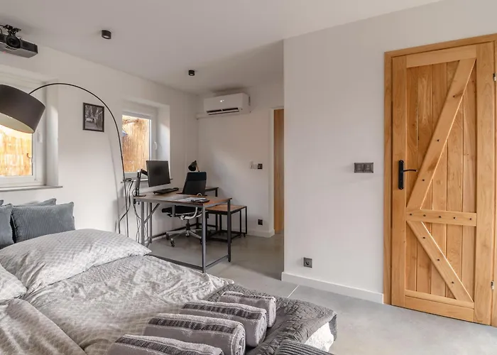 Pracownia Pod Kominem بوزنان